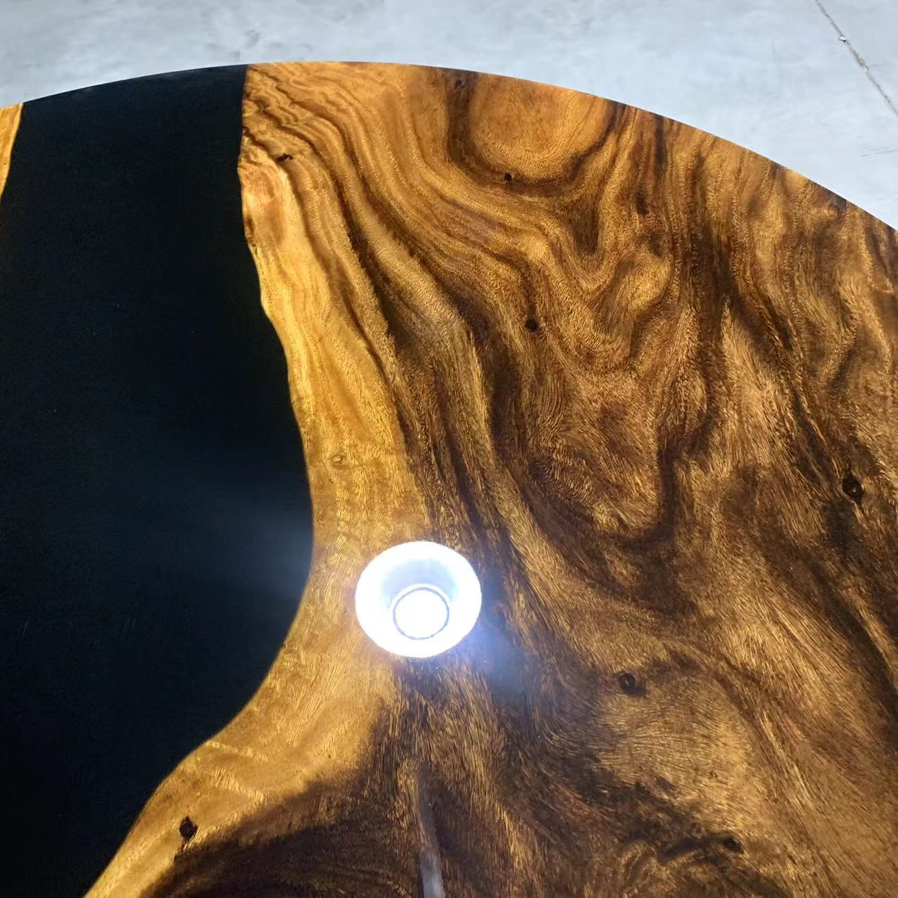 Custom made 6ft round river table dining table for 8 people