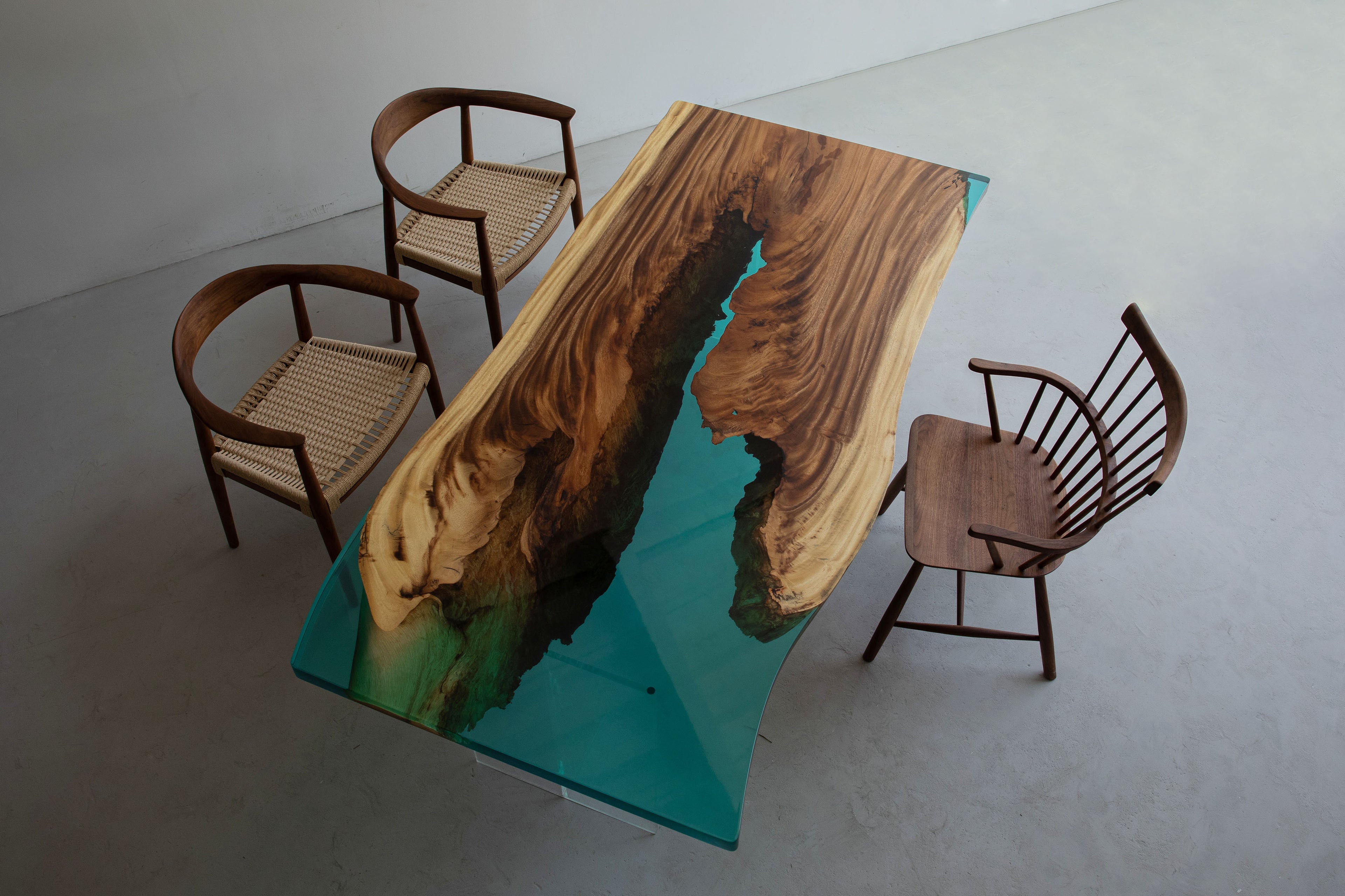 How to protect my river table ? - MOOKA FURNITURE