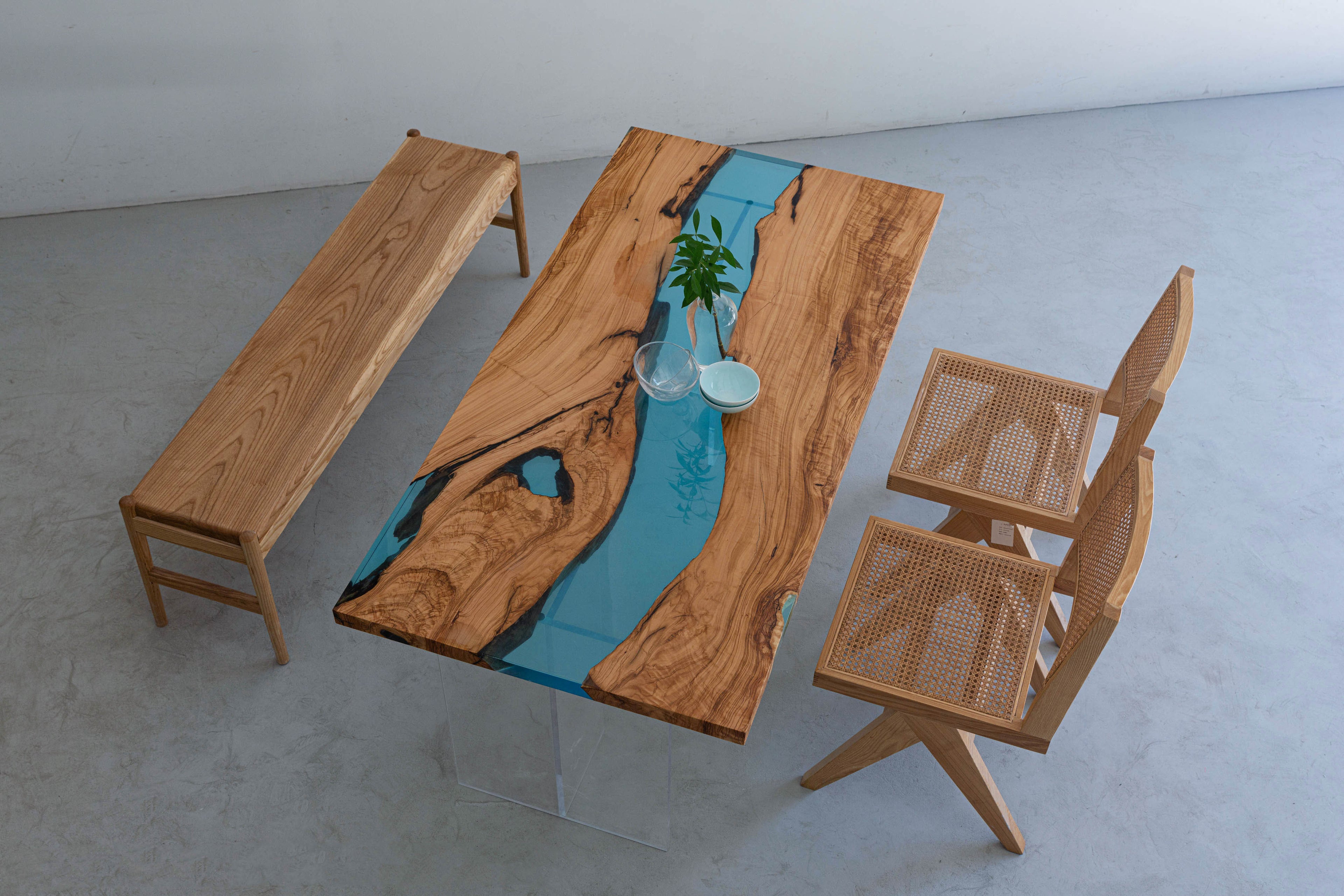 “Feel the corresponding noble temperament and natural cadence in life”-Olive wood - MOOKA FURNITURE