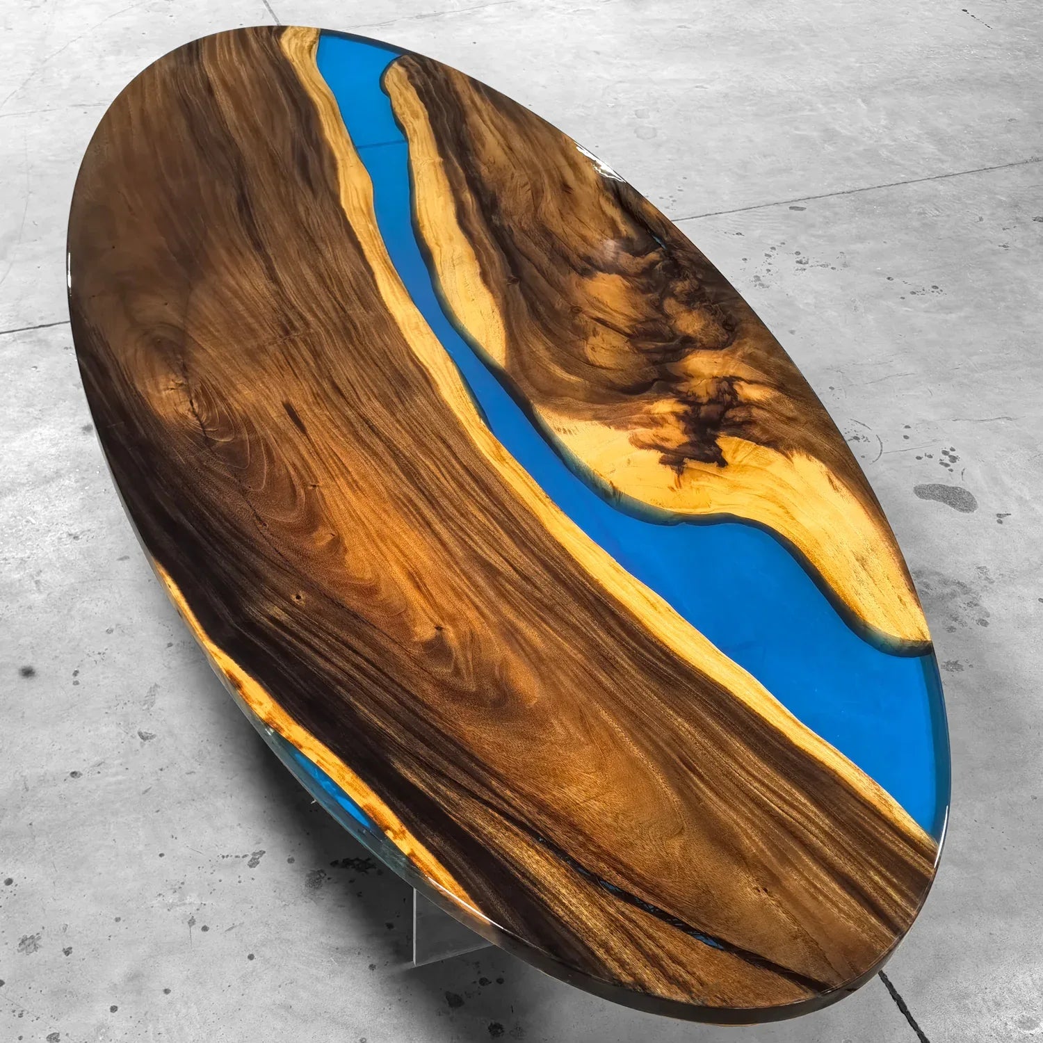 Large size blue epoxy river table Luxury Oval dining table for 12 people - MOOKA FURNITURE