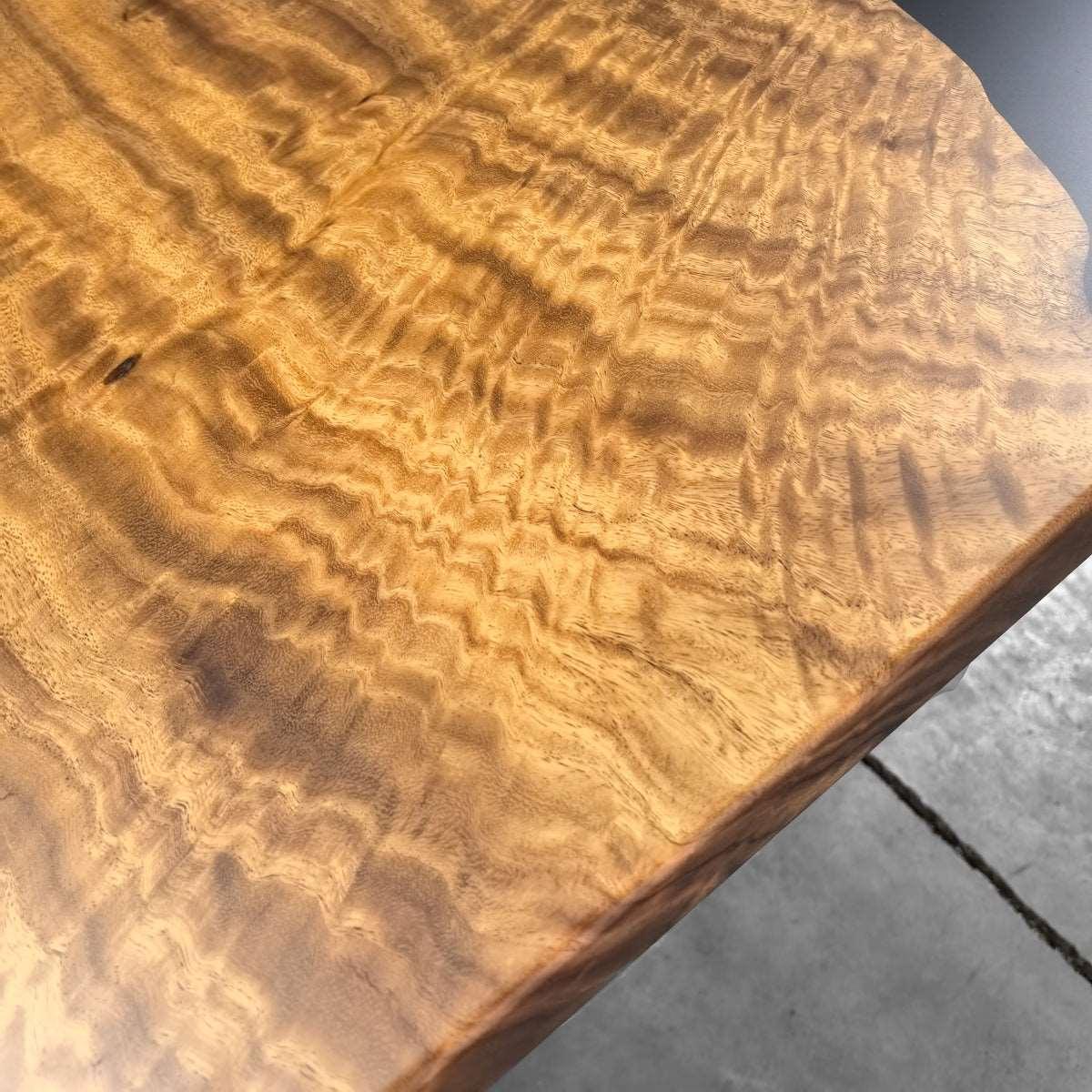 Luxury dining room table for 8-10 person luxurious homes - MOOKA FURNITURE