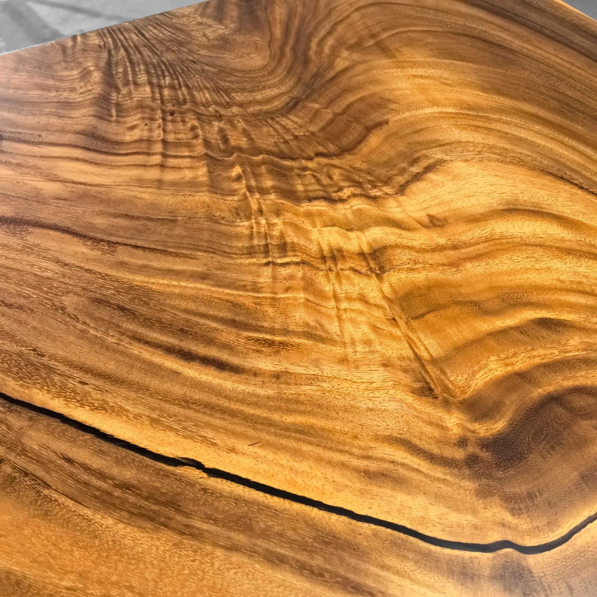 Unique live edge wood dinner room table for 12 seaters large size table - MOOKA FURNITURE