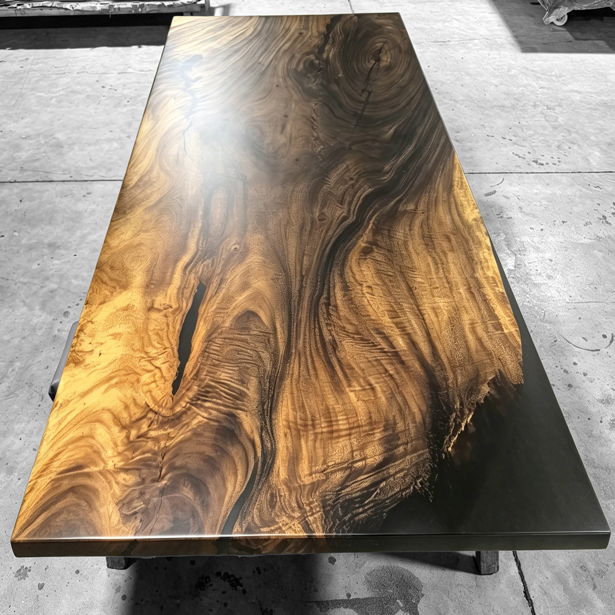 One-piece natural wood bespoke dining table for 10 people
