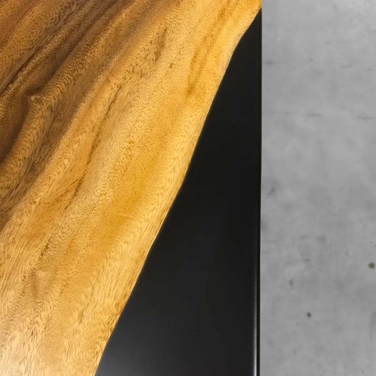 Craftsmanship single masterpiece solid wood dining table for 8 people - MOOKA FURNITURE