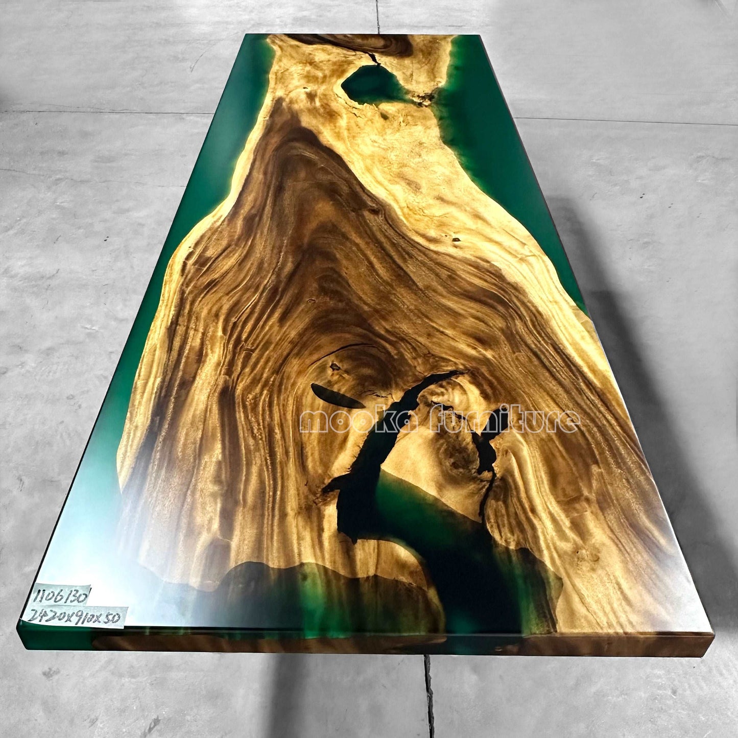 Resin Wood Dining Table - MOOKA FURNITURE