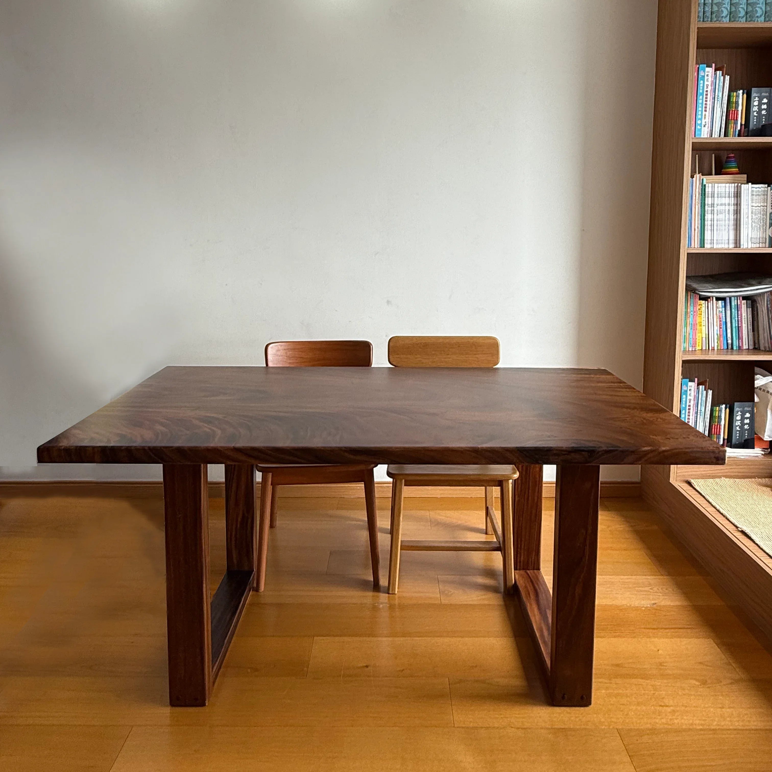 Solid wood table base simple square design natural wood - MOOKA FURNITURE