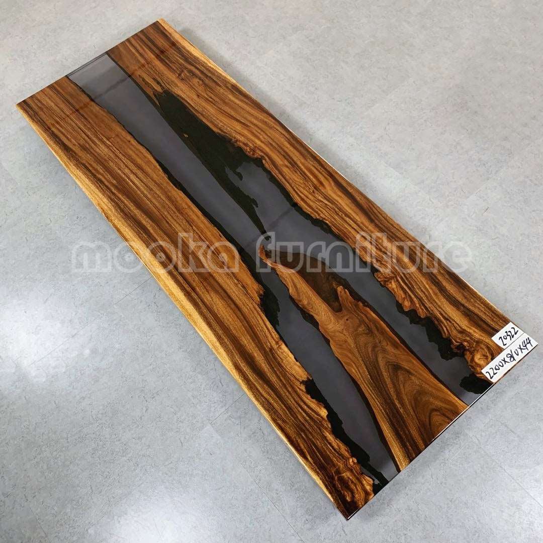 Resin River Table - MOOKAFURNITURE