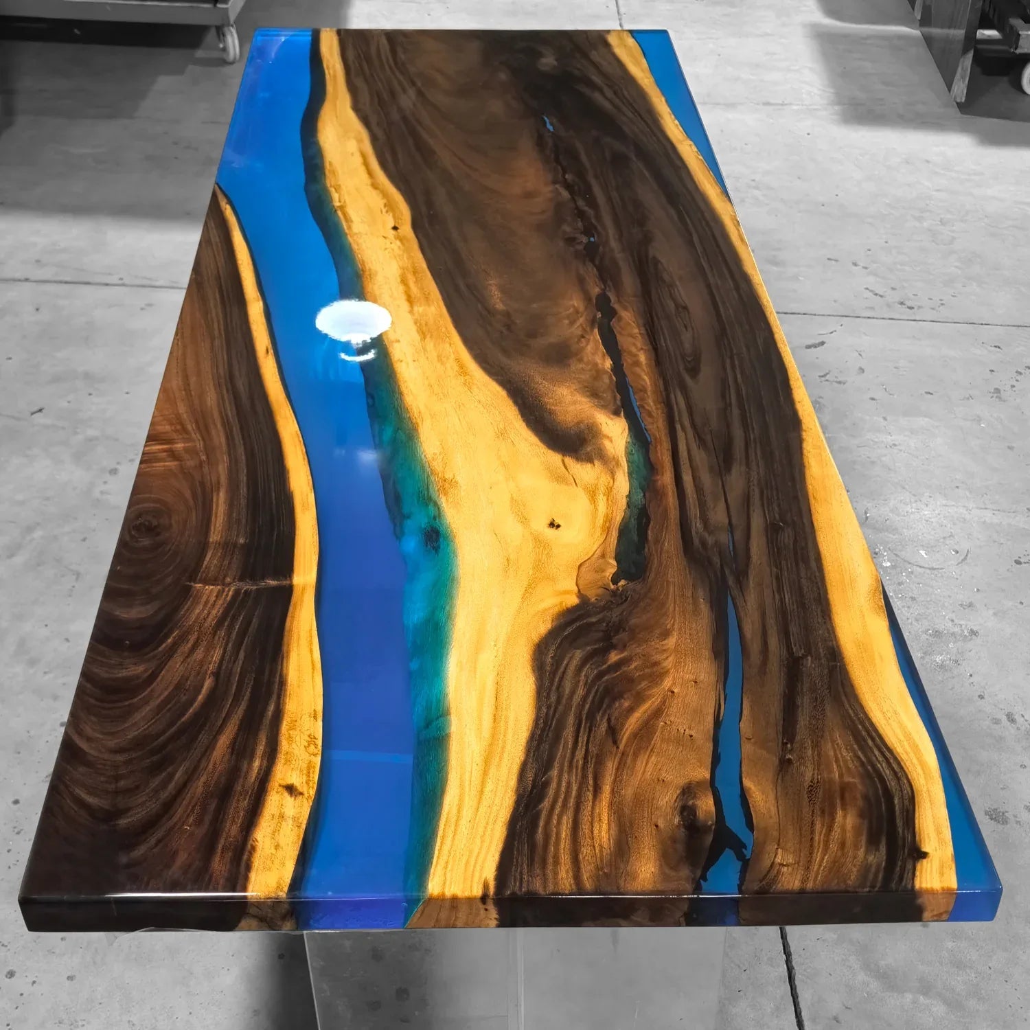 Blue epoxy river table for 10 people dining table - MOOKA FURNITURE