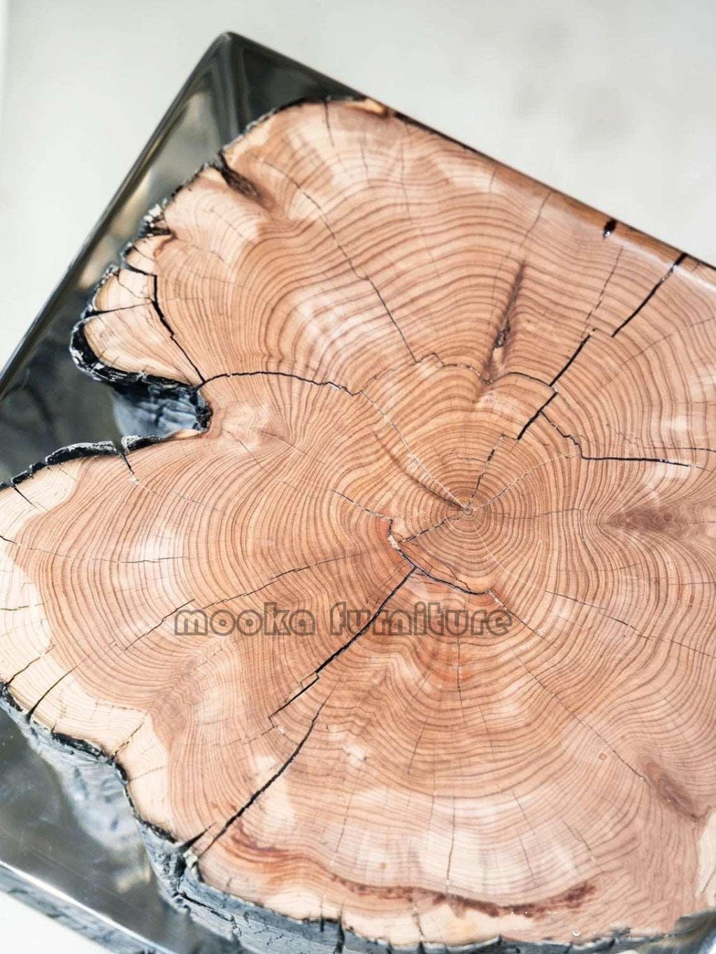 Clear resin wood stump stool - MOOKA FURNITURE