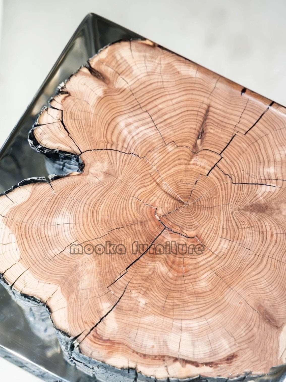 Clear resin wood stump stool - MOOKA FURNITURE