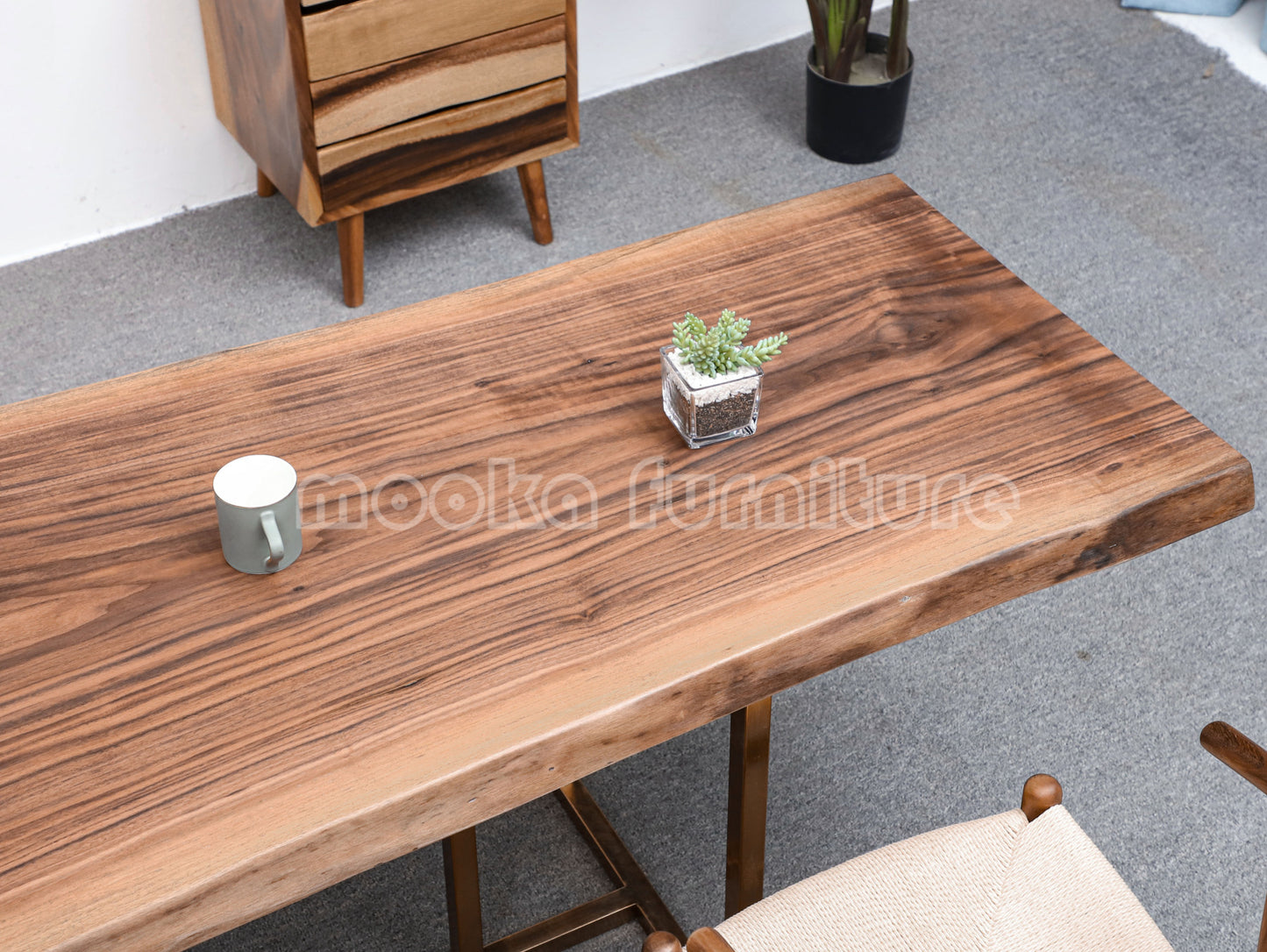 Resin Wood Table - MOOKAFURNITURE