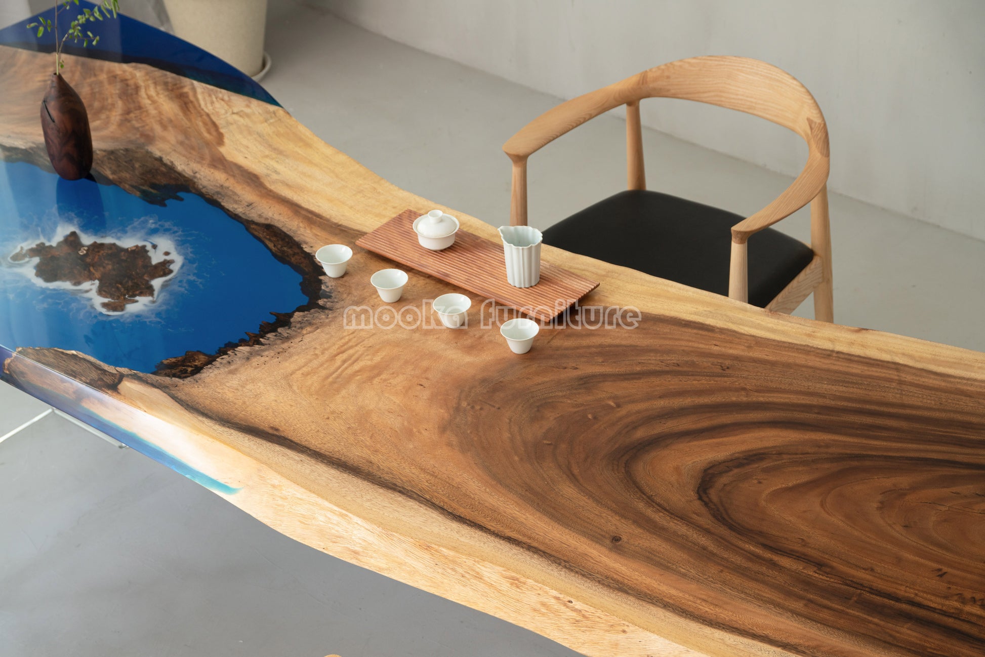 Resin Wood Dining Table - MOOKAFURNITURE