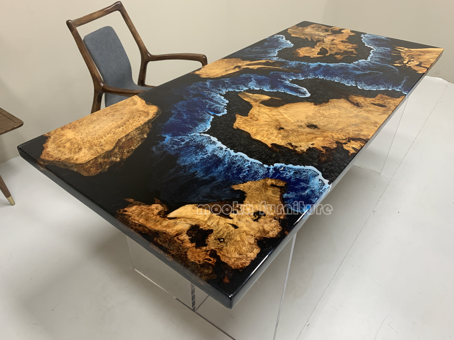 Resin Wood Dining Table - MOOKAFURNITURE