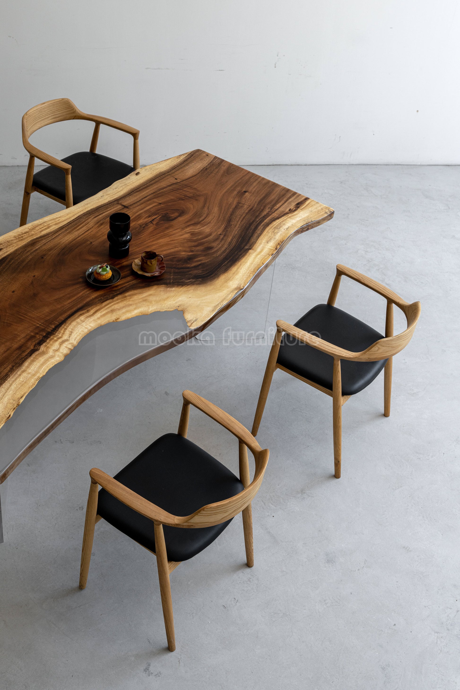 Resin Wood Dining Table - MOOKAFURNITURE