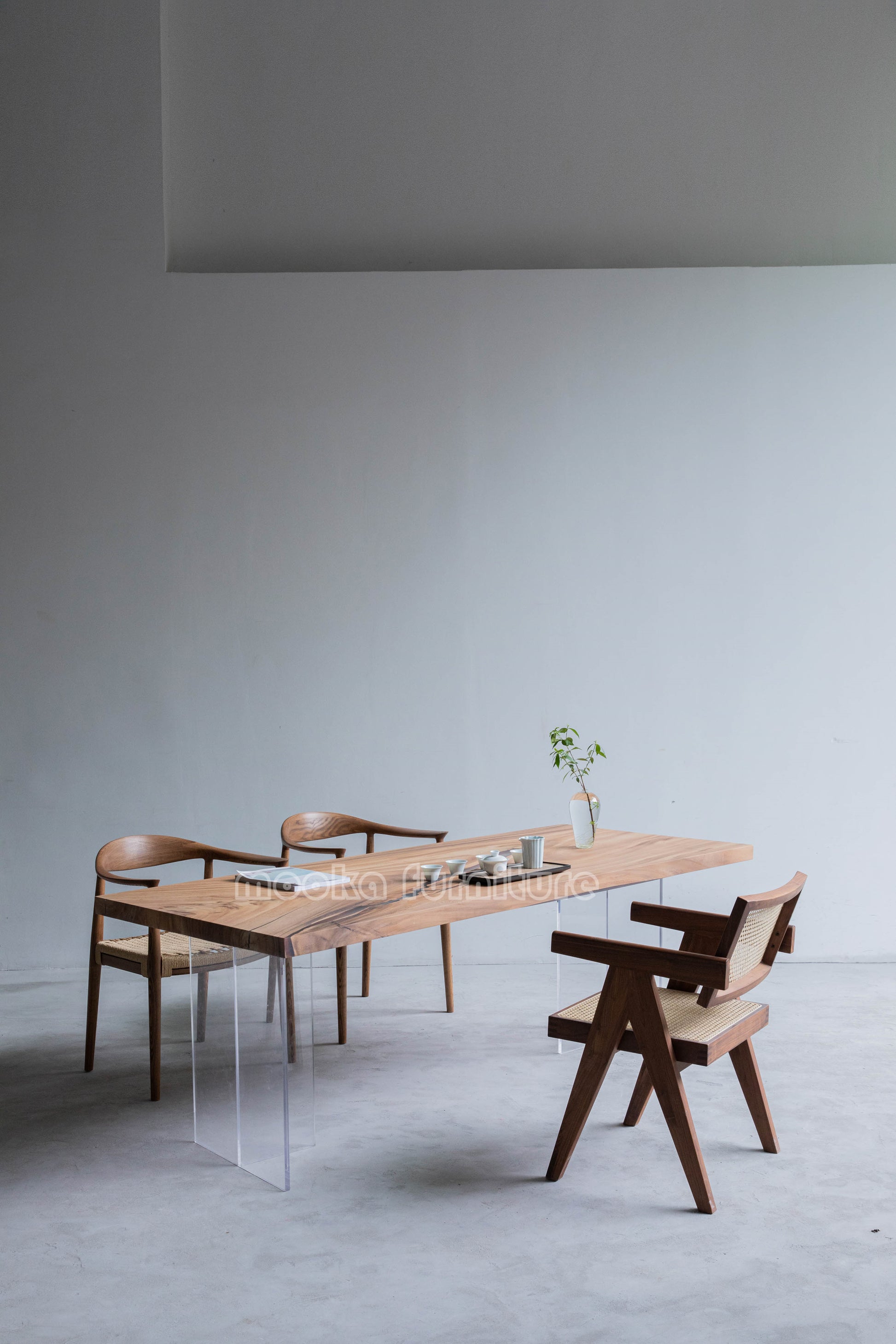 Resin Wood Dining Table - MOOKAFURNITURE