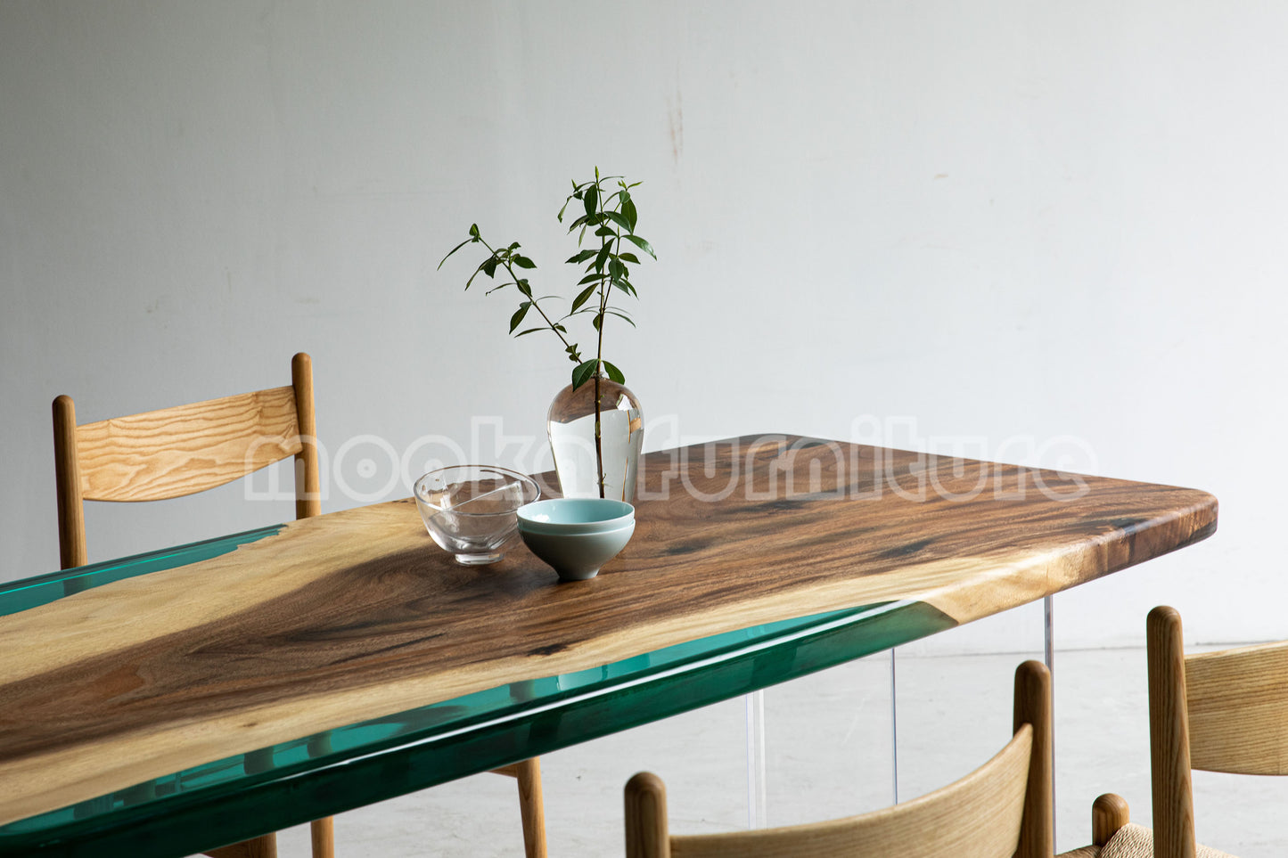 Resin Wood Dining Table - MOOKAFURNITURE