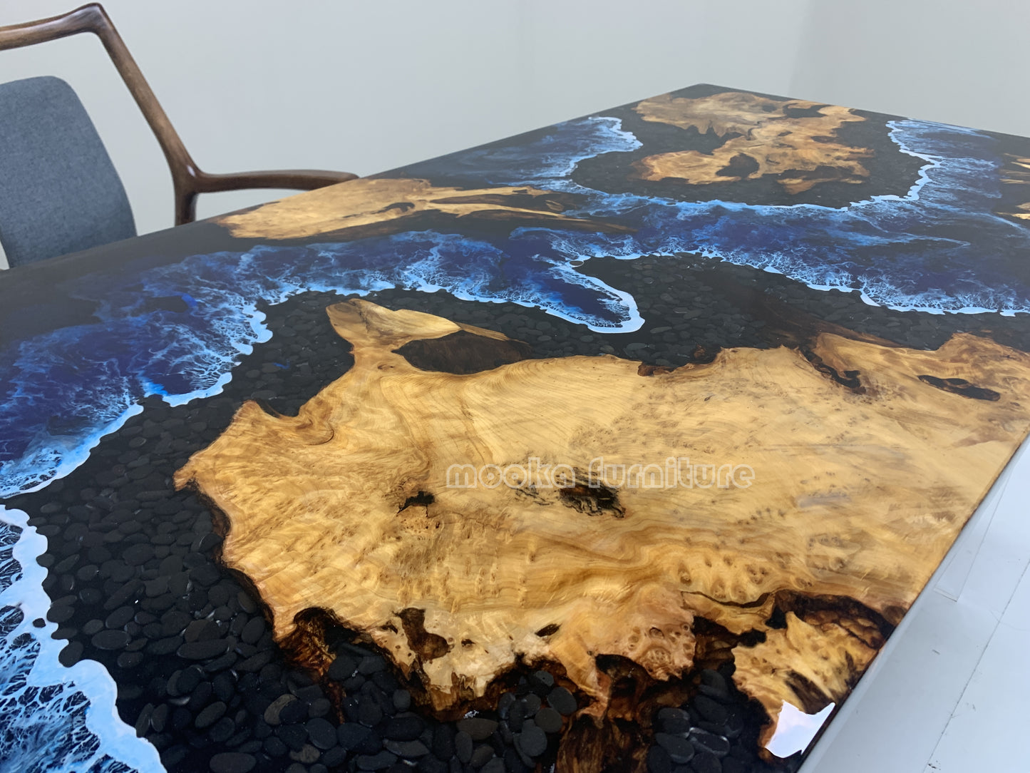 Resin Wood Dining Table - MOOKAFURNITURE