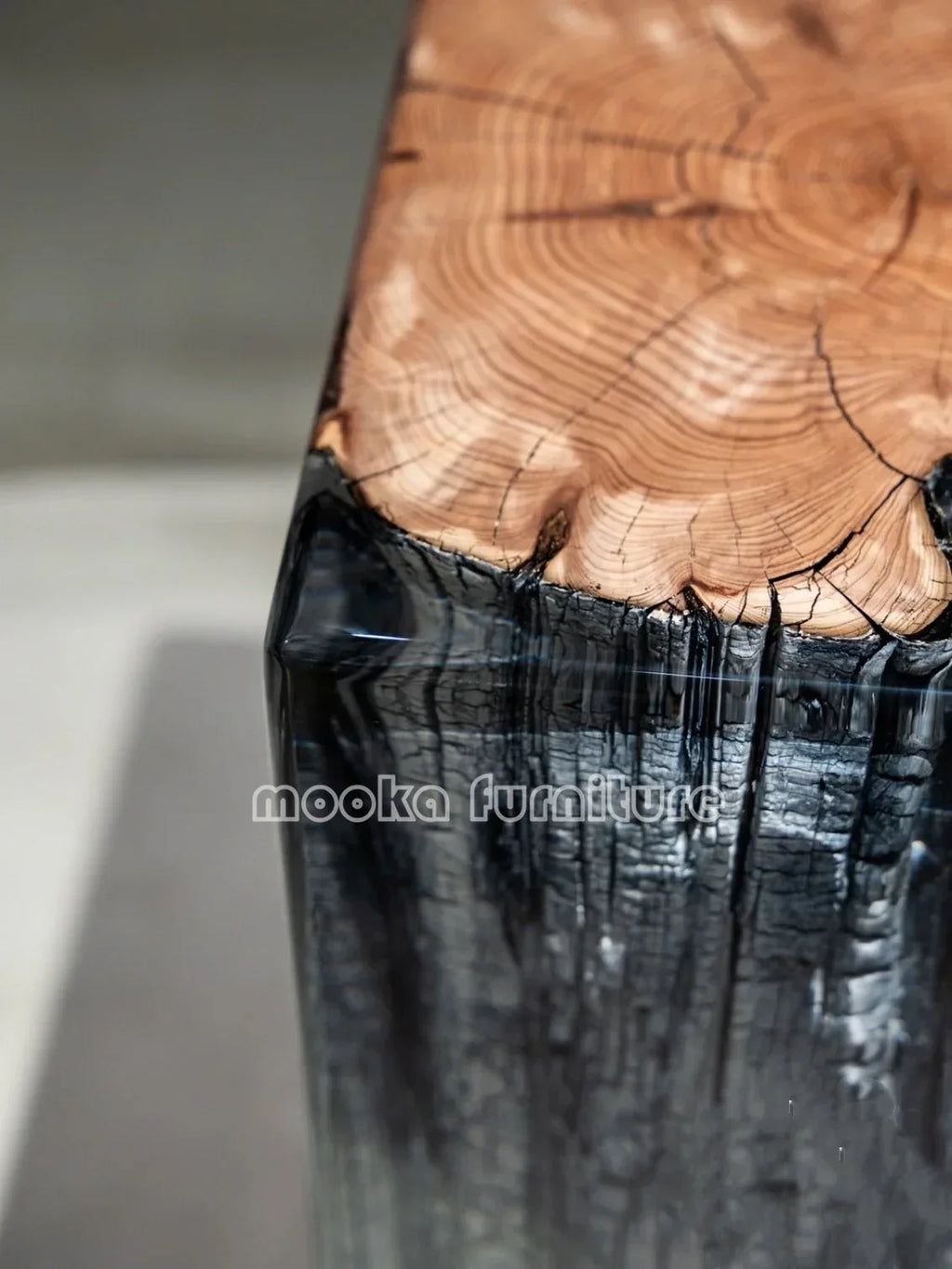 Clear resin wood stump stool - MOOKA FURNITURE