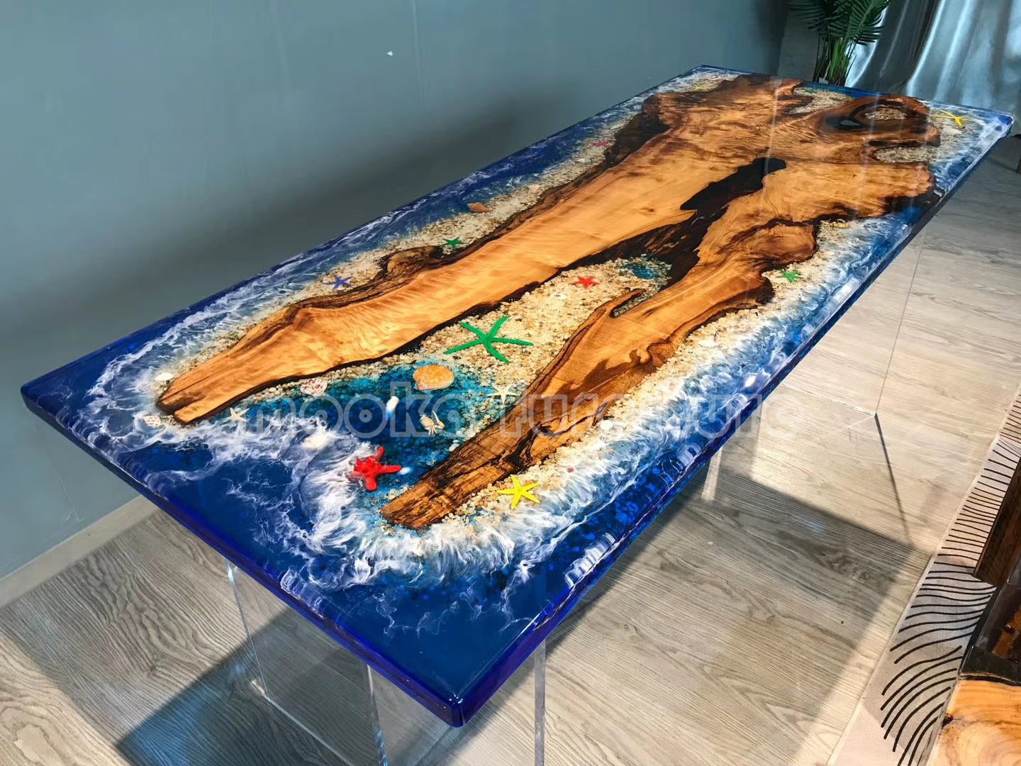 Resin Wood Table - MOOKAFURNITURE